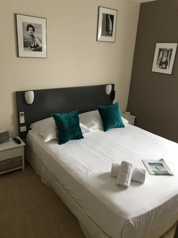 Hotel Oxford Канны Экстерьер фото