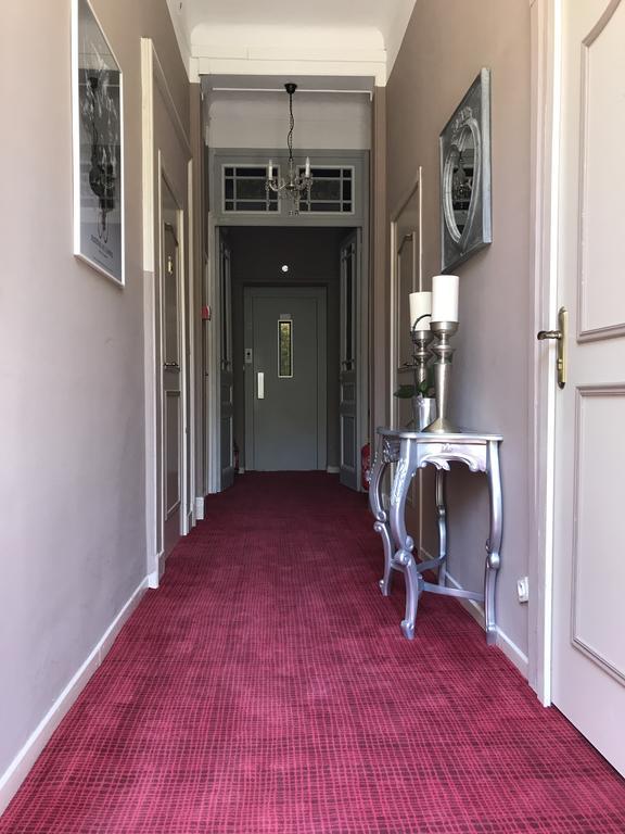 Hotel Oxford Канны Экстерьер фото