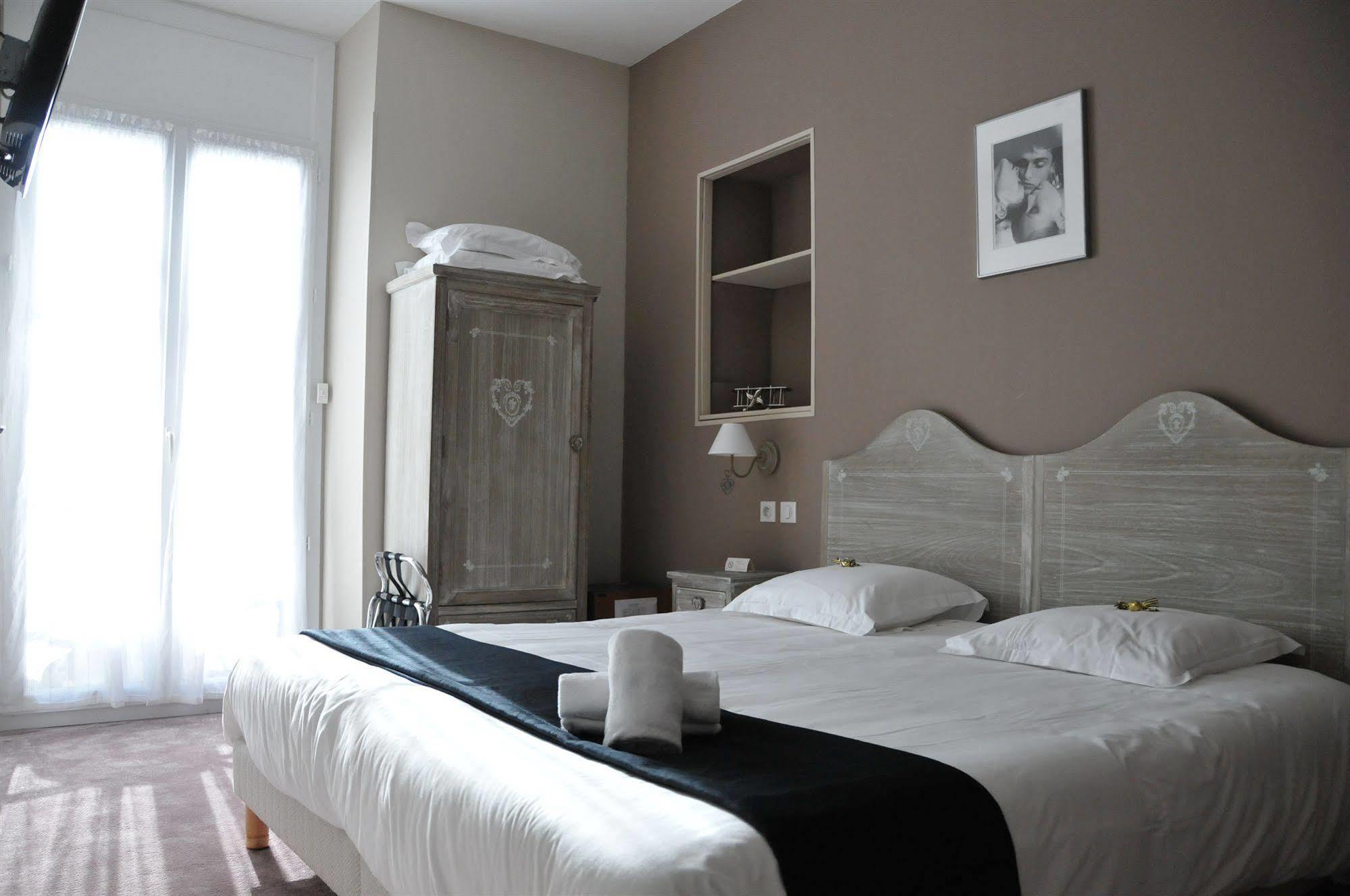Hotel Oxford Канны Экстерьер фото