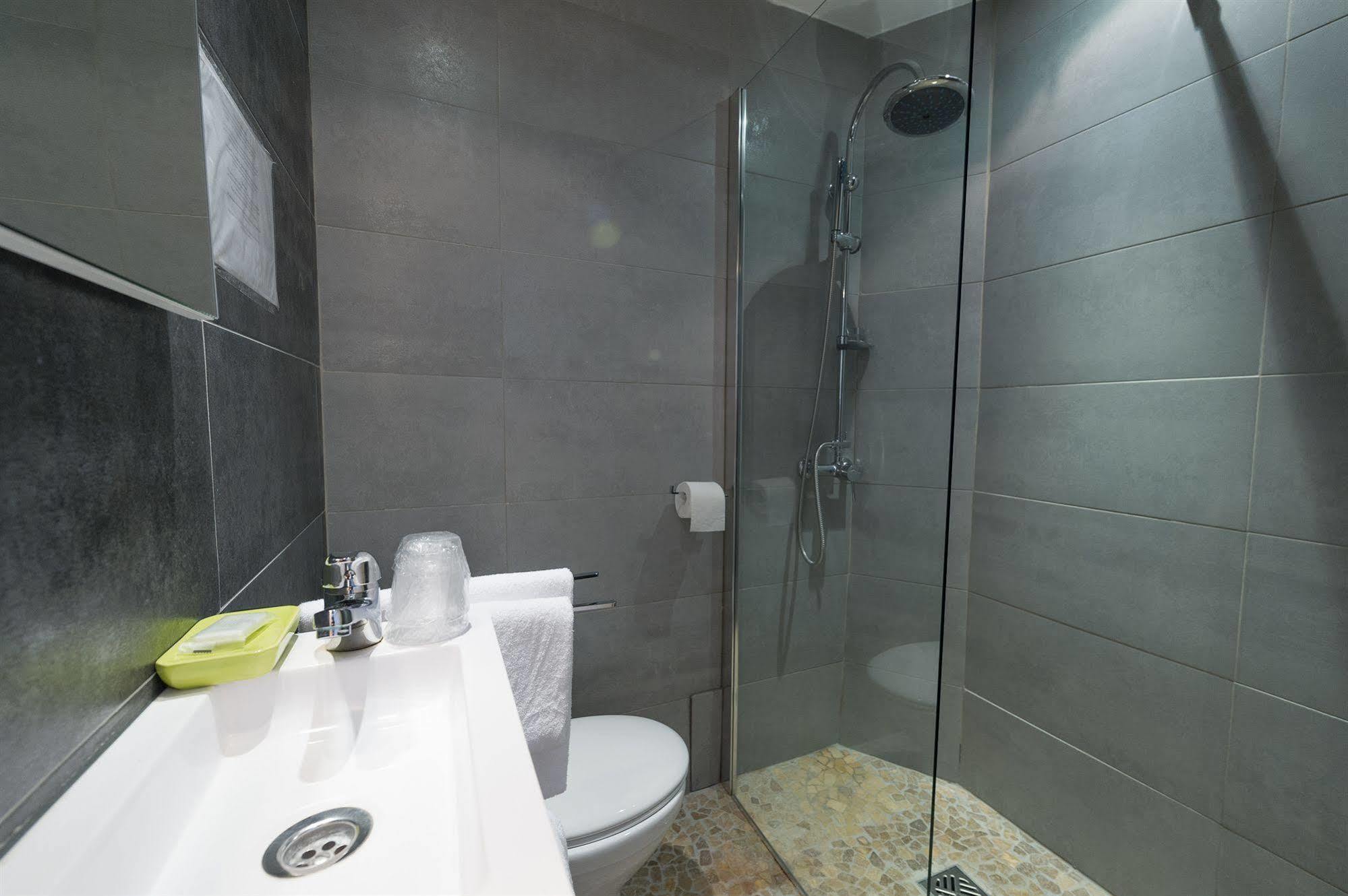Hotel Oxford Канны Экстерьер фото